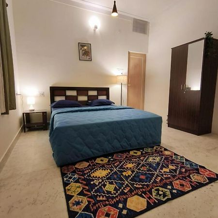 Homestayz Crown Bangalore Buitenkant foto
