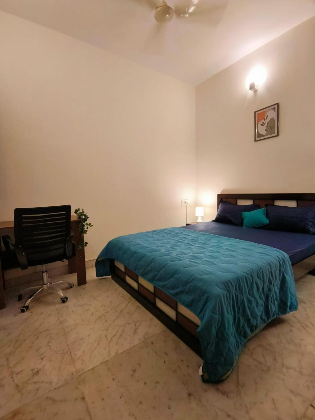 Homestayz Crown Bangalore Buitenkant foto